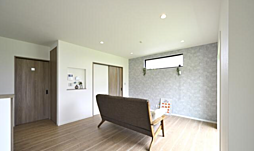 大津市見世2丁目 4LDKのリビング/ダイニング