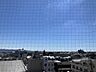 バルコニー：バルコニーヵらの眺望です。近くに高い建物が無いので、遠くまで見渡せます。