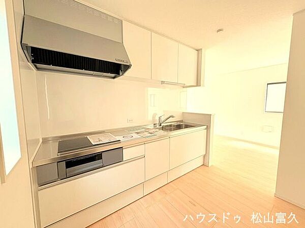 キッチンを拡大表示