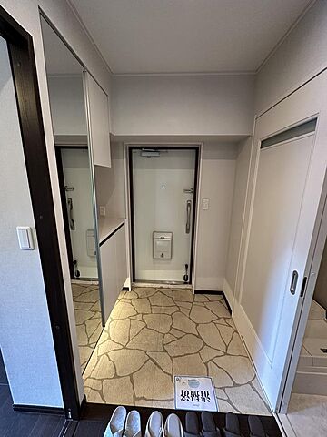 玄関 コンドミニアム葛西 2階/216号室