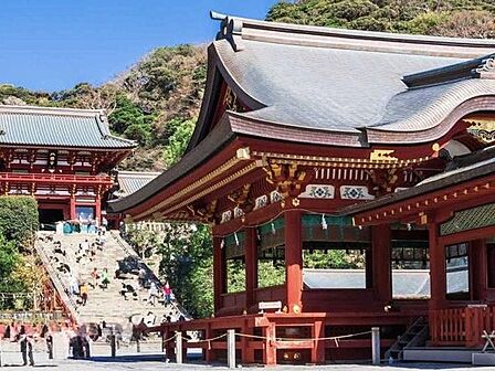 鶴岡八幡宮まで車で16分 約4.5km初詣や小町通り食べ歩き等、鎌倉を満喫できます。
