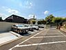 その他：敷地内共用部・駐車場