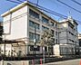 周辺：石神井東中学校 1070m