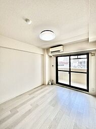 名古屋市営東山線 本陣駅 徒歩3分の賃貸マンション 1階1Kのリビング/ダイニング