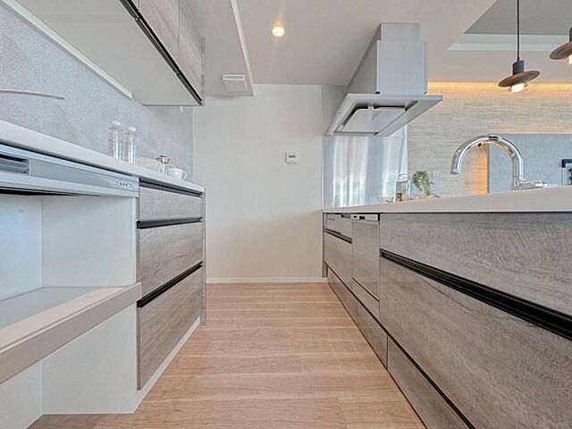 キッチン みなとみらいミッドスクエア　ザ・タワーレジデンス 24階/-