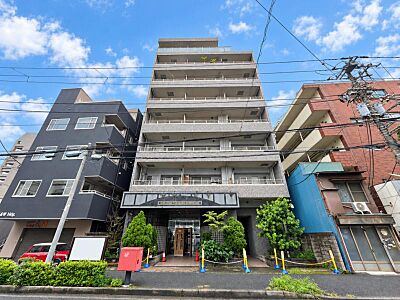 外観：家の良し悪しだけではなく周辺環境も重要なポイントとなります！ご案内時に周辺環境もご案内いたします！流行に左右されず将来にわたって価値が継続する佇まい！良好な住環境が保たれたエリアで新生活を過ごせます 