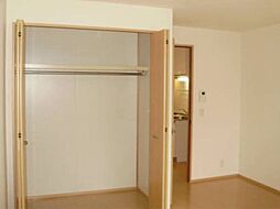 グランモンターニュ 1階1Kのリビング/ダイニング