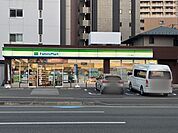 ファミリーマートウッディ南光台店 徒歩5分。徒歩7分。 380m
