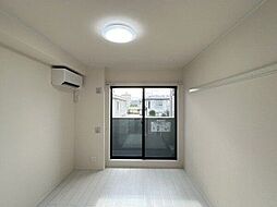 RS Residence 206 2階ワンルームのリビング/ダイニング