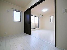 ララ・ポート 202 2階1LDKのリビング/ダイニング