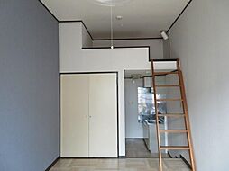 パレットルーム松が丘 105 1階ワンルームのリビング/ダイニング