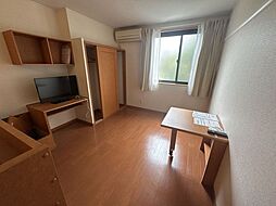 レオパレス四郎丸II 1階1Kのリビング/ダイニング