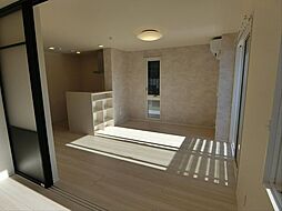 D-room Dear court 幸町II 201 2階2LDKのリビング/ダイニング