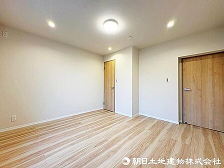 一つ屋根の下にそれぞれの暮らしがある。お部屋ぐらいは自分の価値観で自由にしたい。