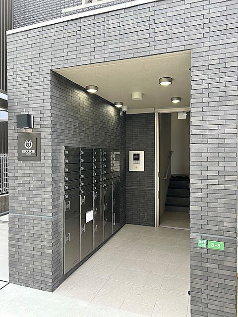 7 / 13