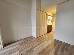 セレニテ夕陽丘エクラ 11階1DKのリビング/ダイニング