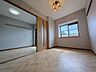 室内：寝室になろうお部屋から見るとこんな感じです。
