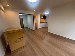 オークヒルズ香里四番館 2階