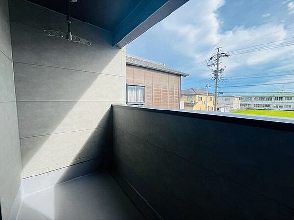バルコニーを拡大表示