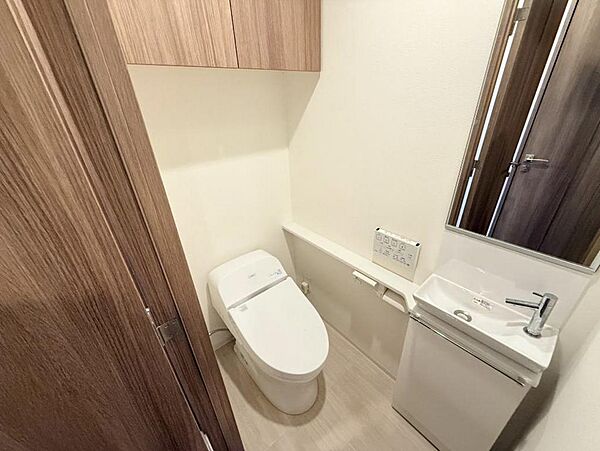 トイレを拡大表示