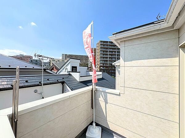 バルコニーを拡大表示