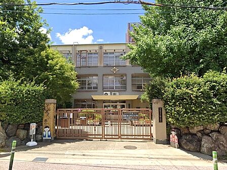 京都市立山階小学校