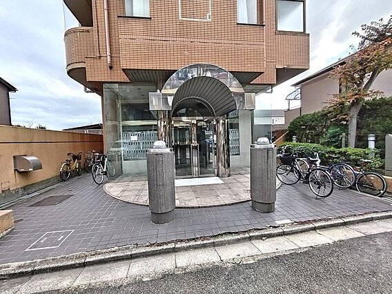 エントランス入...