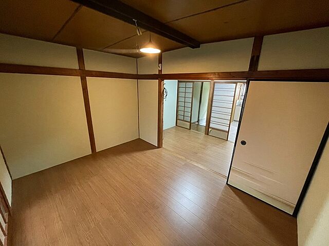 寝室