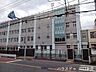 周辺：川口市立幸並中学校閑静な住宅街に位置しており、地域の目も行き届きやすいため治安が良く安心です。落ち着いた環境で、お子様が勉強や部活動にのびのびと打ち込める子育て世帯に嬉しい立地です。 410m