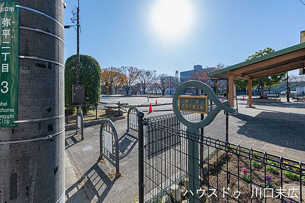 周辺を拡大表示