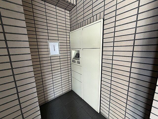 4 / 31