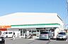 周辺：ファミリーマート サンズ上依知南店（259m）