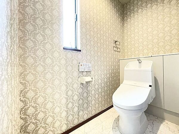 トイレを拡大表示