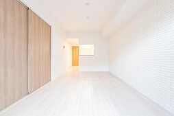 ヴィガラス7 101 1階1LDKのリビング/ダイニング