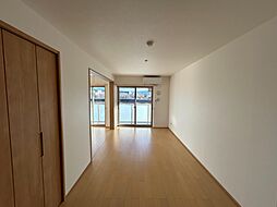 ルリアン 303 3階1LDKのリビング/ダイニング