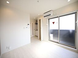 名鉄名古屋本線 東枇杷島駅 徒歩4分の賃貸アパート 3階ワンルームのリビング/ダイニング