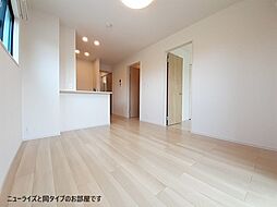 サニーコーポ　II 203 2階2LDKのリビング/ダイニング