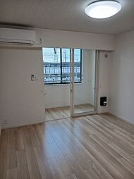 オネスティ 203 2階1Kのリビング/ダイニング