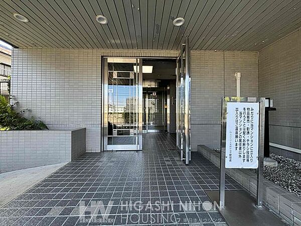 エントランスを拡大表示