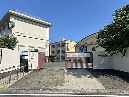 久世中学校 860m