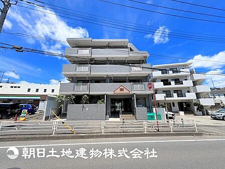 【外観】現地に実際に行くことで感じることがたくさんあります！！周辺環境や街の雰囲気など、ご確認ください