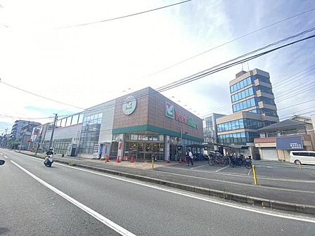 ヨークマート 大和中央店140m