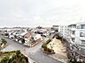 外観：広がりのある眺望で、心地よい時間を過ごせる住まいです。
