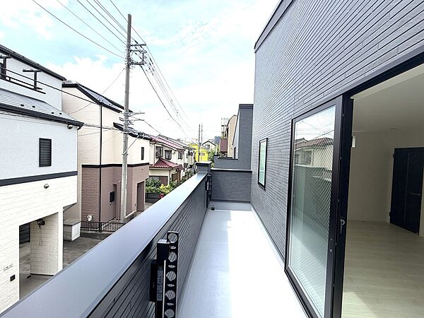 バルコニーを拡大表示