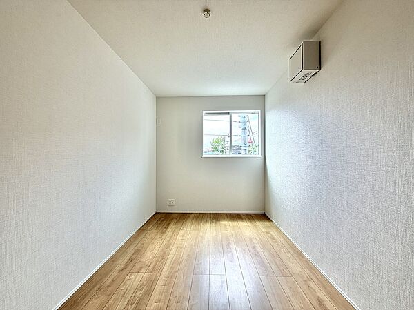 洋室を拡大表示