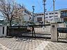 周辺：滝川小学校 1010m