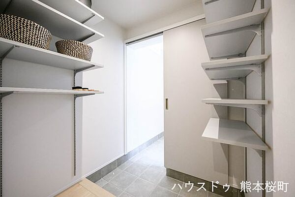 収納