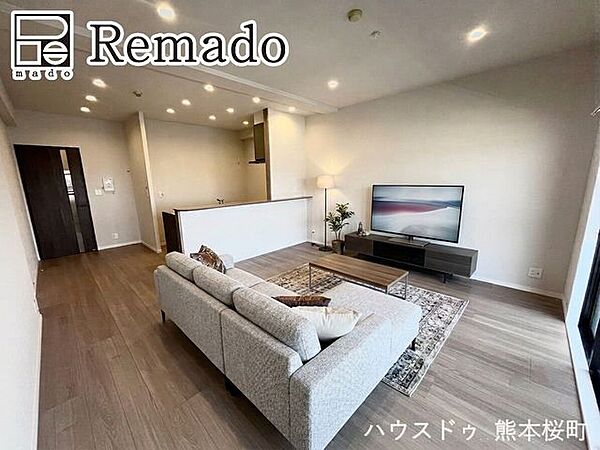 リビング/ダイニングを拡大表示
