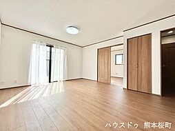 リビング/ダイニングの画像