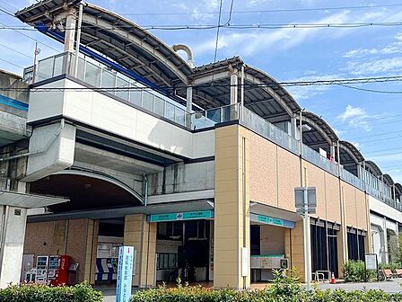あおなみ線 荒子川公園駅 1850m